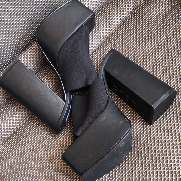 Steve Madden Trystin Chunky platform, stretch band top heeled sandals - Picture 6 of 12